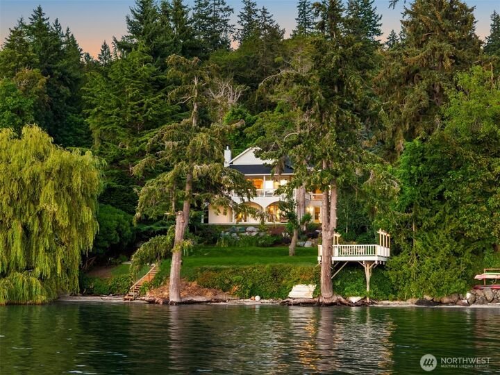 House in Bainbridge Island, Washington, United States 4 - 18604095