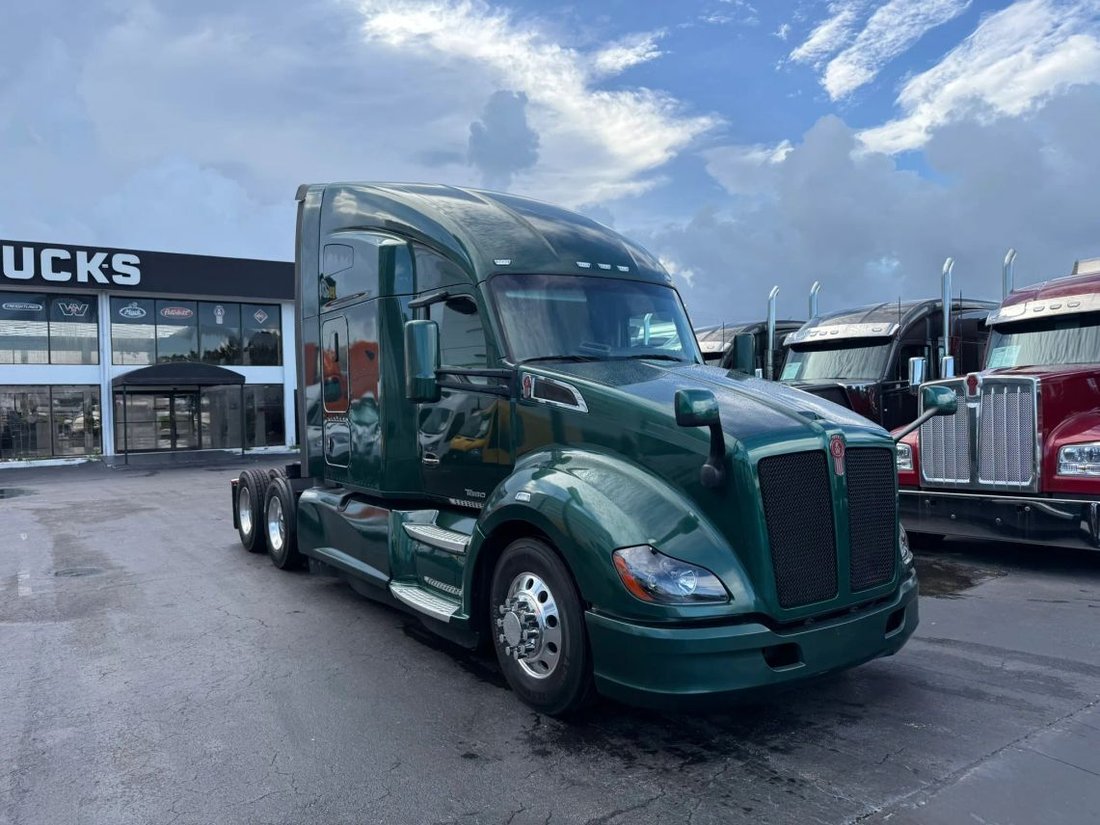 2018 Kenworth T600 T680 Aerodynamic in Miami, FL, United States 3 - 18516396