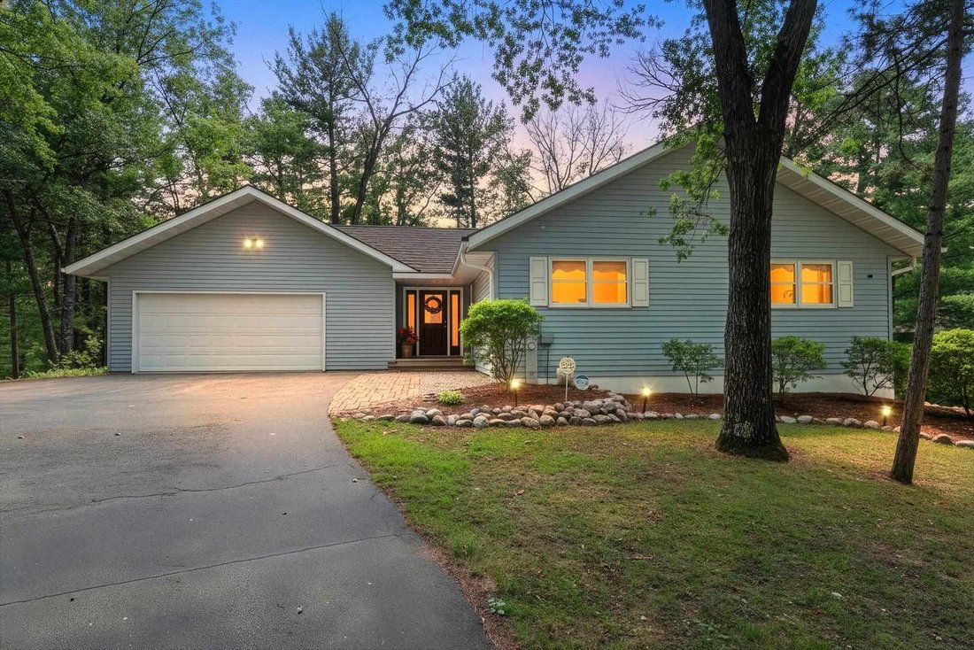 House in Legend Lake, Wisconsin, United States 3 - 18600066