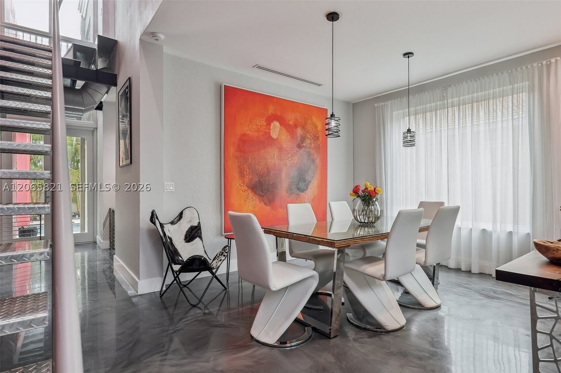 House in Hialeah, Florida, United States 5 - 18600900