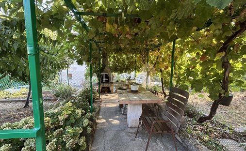 Apartment in Mjesni odbor Turnic, Grad Rijeka, Primorje-Gorski Kotar County 1