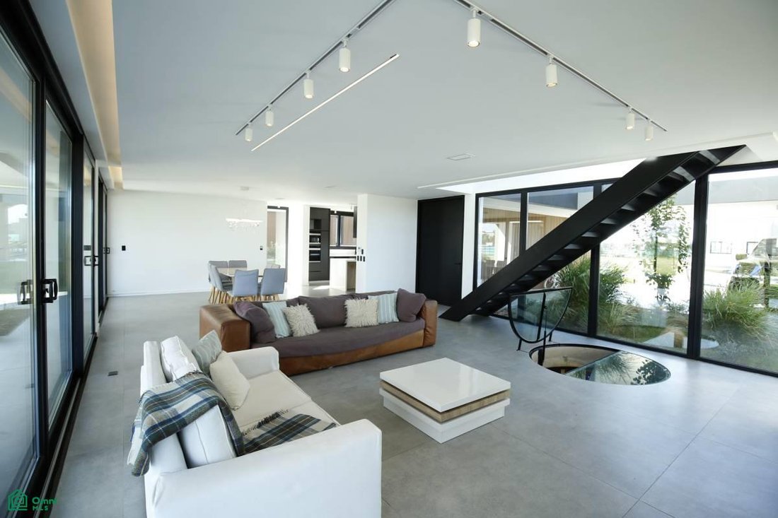 House in Hudson, Buenos Aires, Buenos Aires Province, Argentina 2 - 17231938