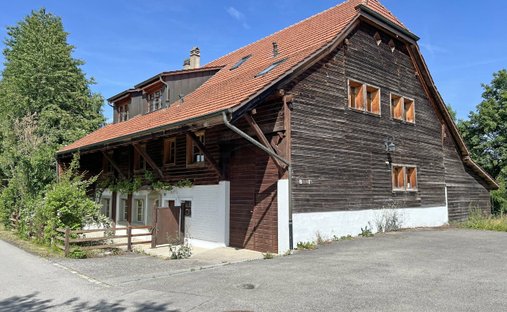 House in Gibloux, Fribourg, Switzerland 1