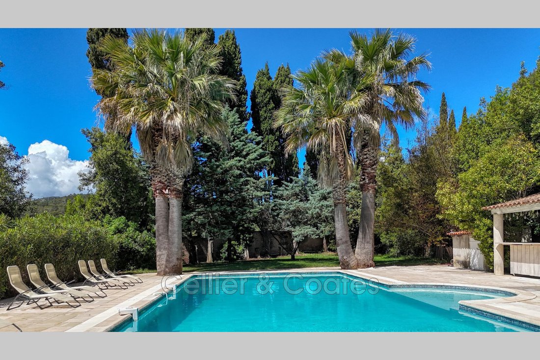 Villa in Carnoules, Provence-Alpes-Côte d'Azur, France 3 - 18598130