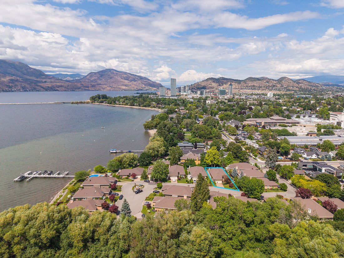 House in Kelowna, British Columbia, Canada 3 - 18257106