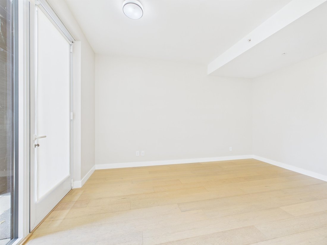 House in Vancouver, British Columbia, Canada 5 - 18603898