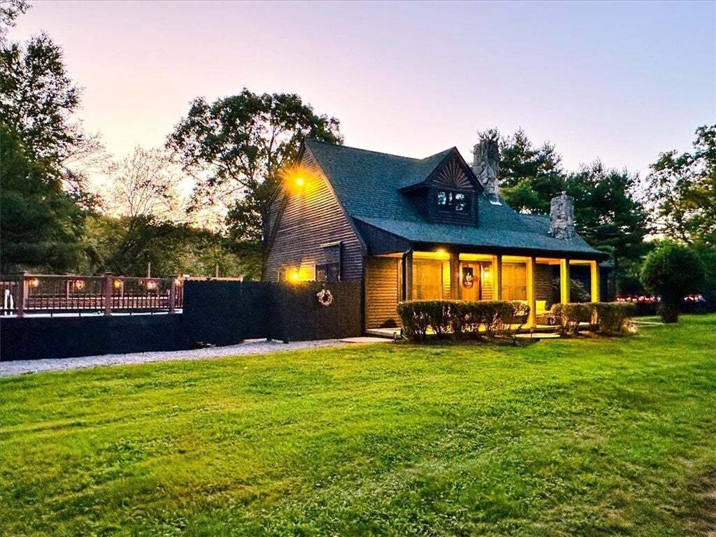 House in Glocester, Rhode Island, United States 2 - 18596391
