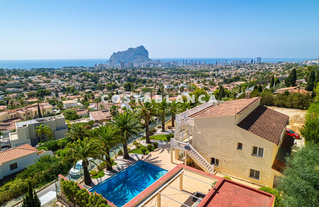 Villa in Calp / Calpe, Valencian Community, Spain 1 - 18598707