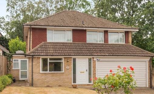 House in Tatling End, Gerrards Cross, England 1
