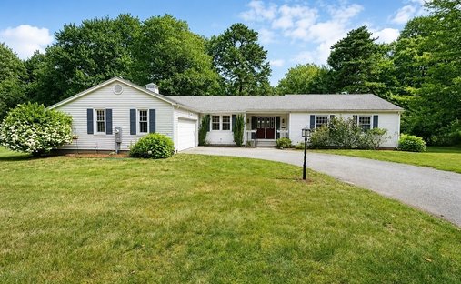 House in Longmeadow, Massachusetts, United States 1