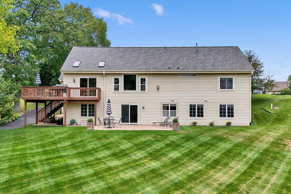 House in Waukesha, Wisconsin, United States 2 - 18599987