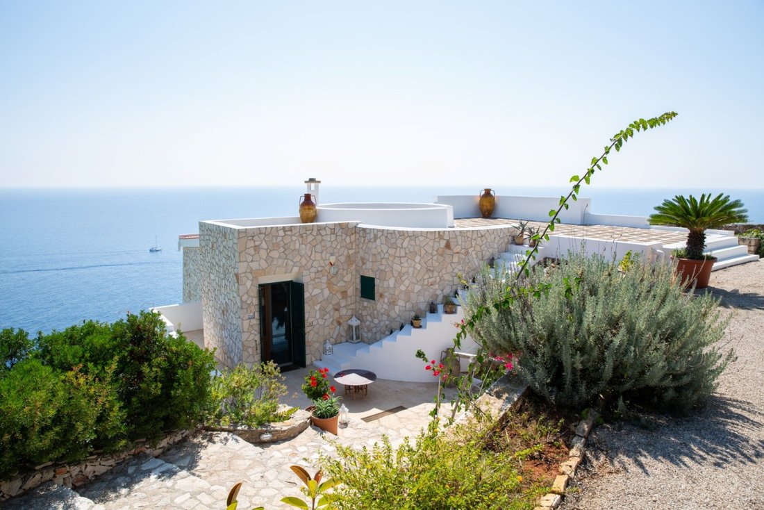 Villa in Gagliano del Capo, Apulia, Italy 1 - 18596232