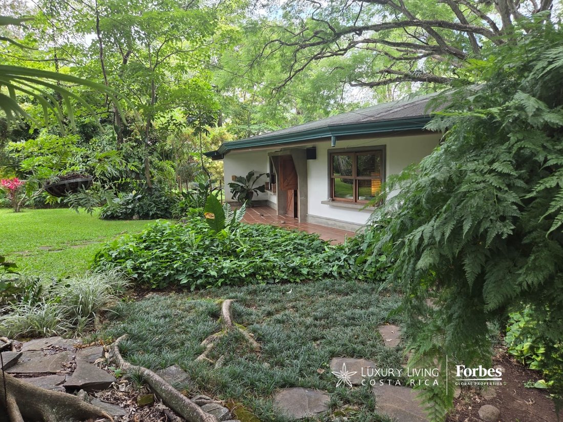 House in Brasil District, San José Province, Costa Rica 1 - 18599270