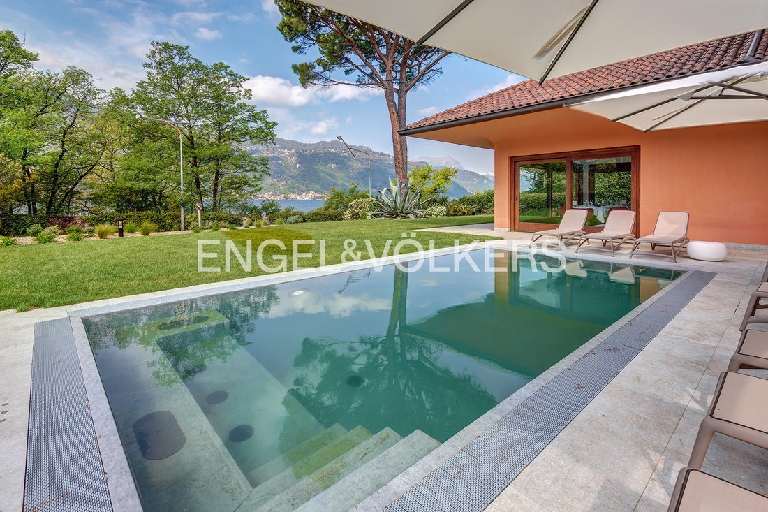Villa in Mandello del Lario, Lombardy, Italy 1 - 18596171