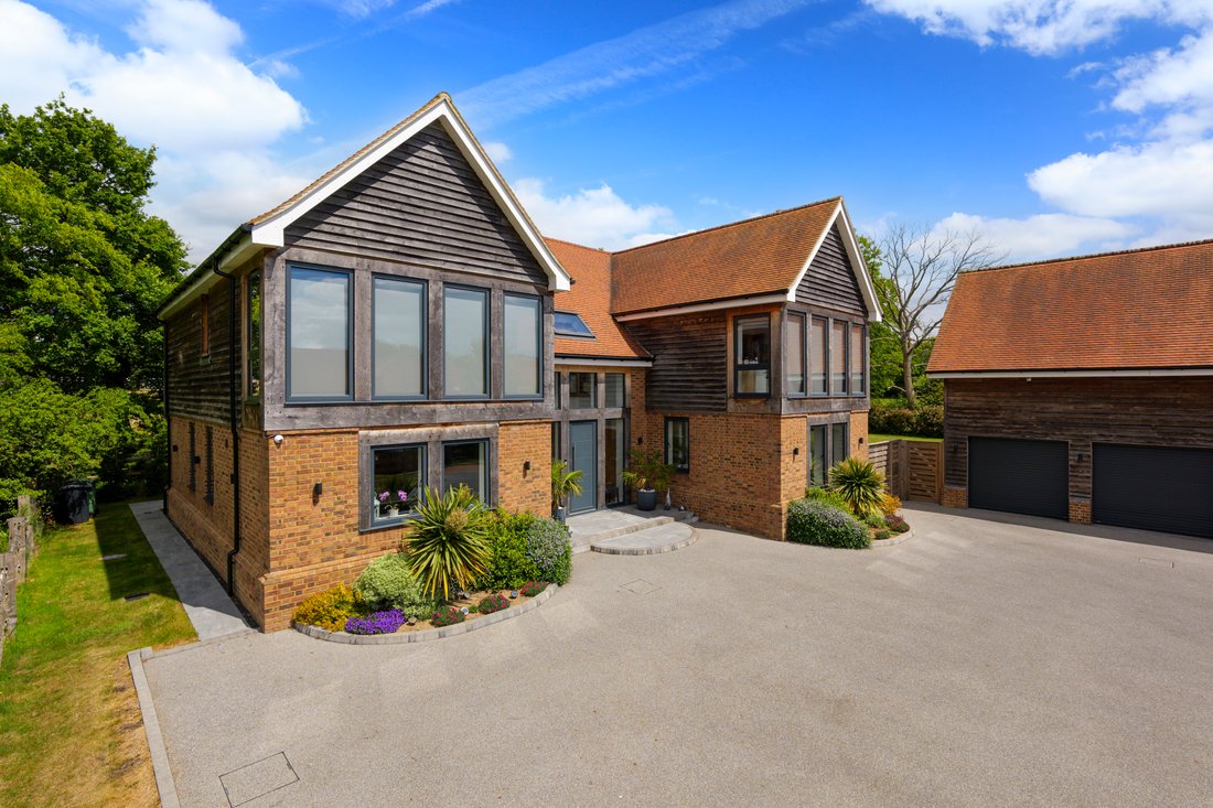 Country House in Maidstone, England 3 - 18596094