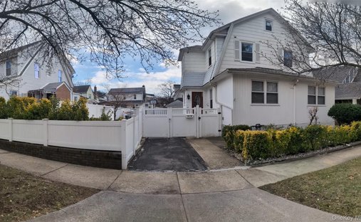 House in New York, New York, United States 1