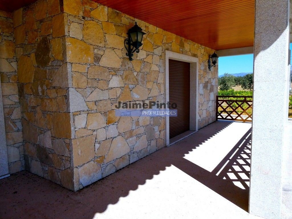 Villa in Uniao do Grande Fundao, Castelo Branco District, Portugal 2 - 18604955