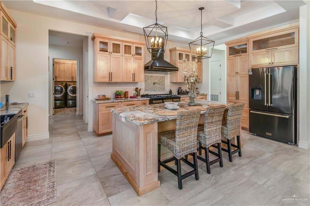 House in Mission, Texas, United States 5 - 18604670