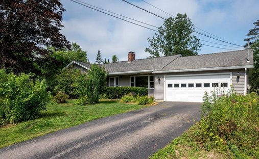 House in Durham, New Hampshire, United States 1