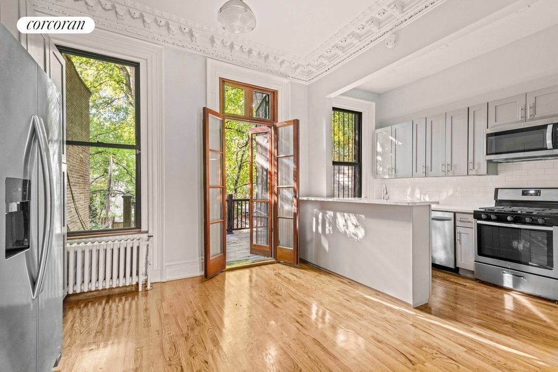 House in New York, New York, United States 5 - 15613709