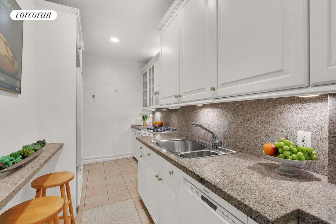 Co Op in New York, New York, United States 5 - 17866955