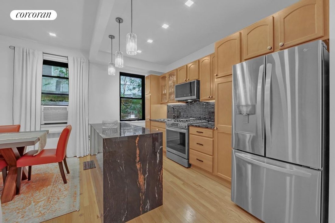 Co Op in New York, New York, United States 5 - 18604761