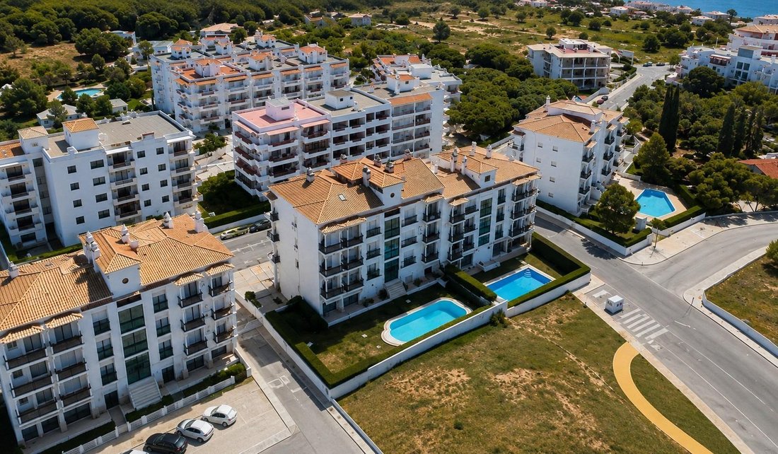 Apartment in Olhos de Agua, Algarve, Portugal 1 - 18604663
