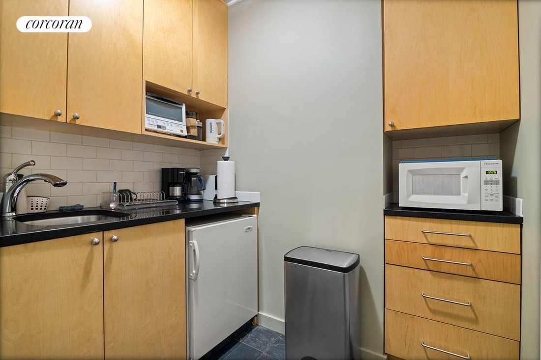 Co Op in New York, New York, United States 4 - 15406872
