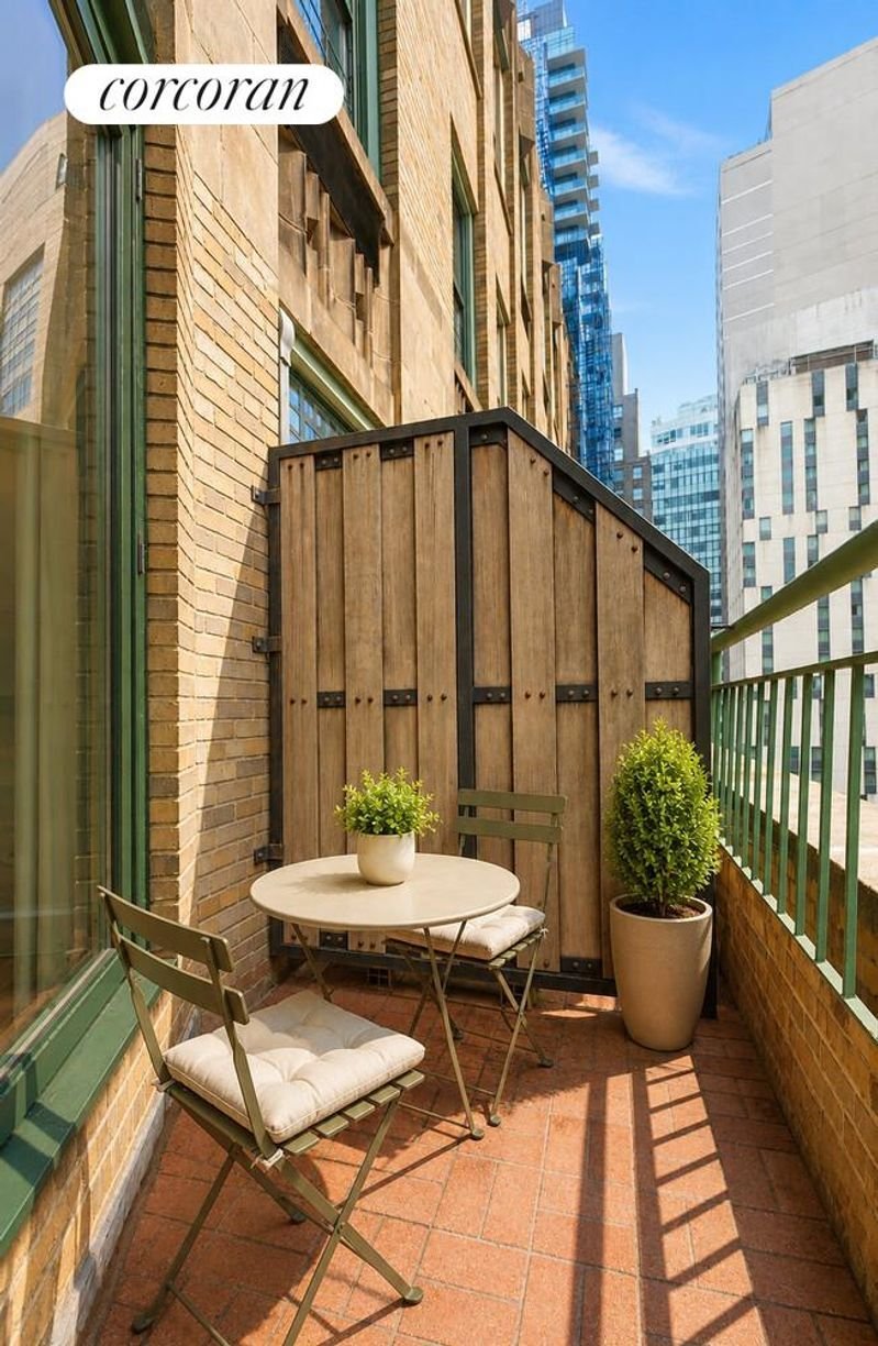 Condo in New York, New York, United States 3 - 18520876