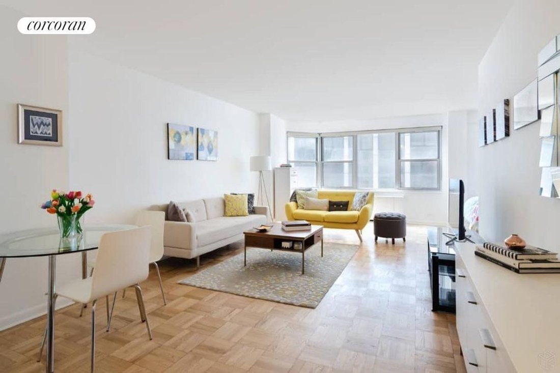 Condo in New York, New York, United States 1 - 17629407