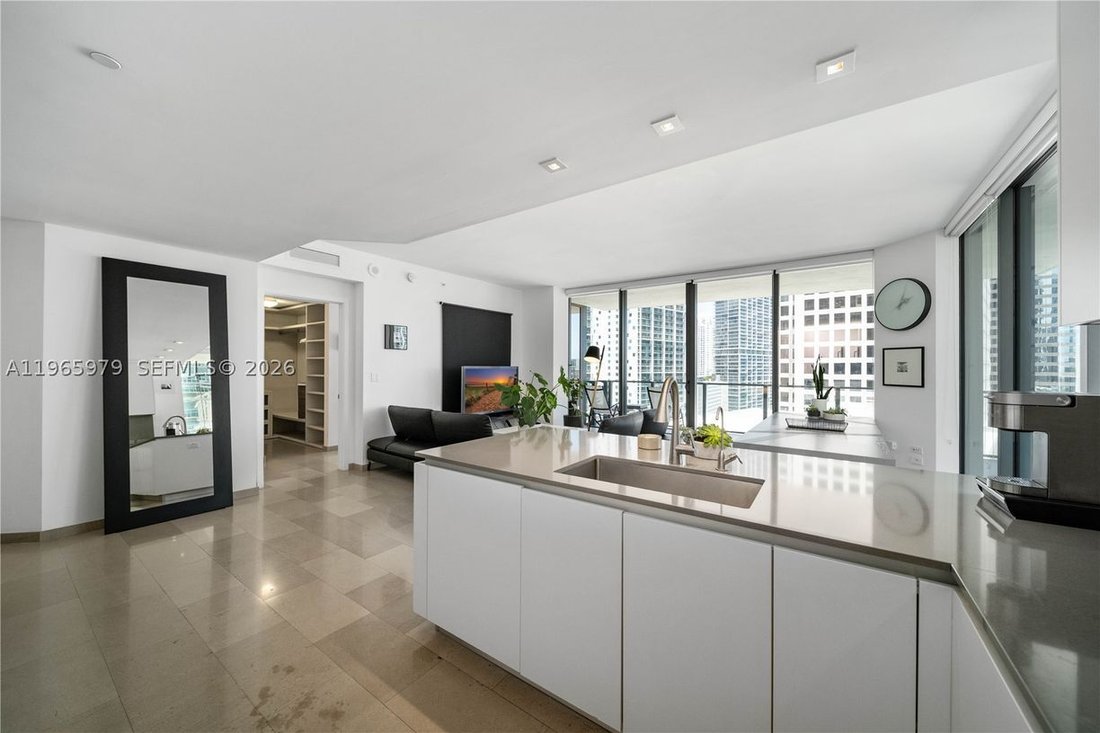 Condo in Miami, Florida, United States 2 - 17234341