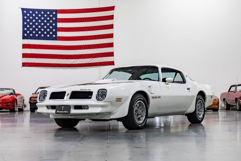 Coupe in Plainfield, United States 1 - 18605264
