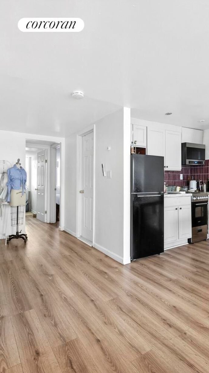 House in New York, New York, United States 5 - 17867164