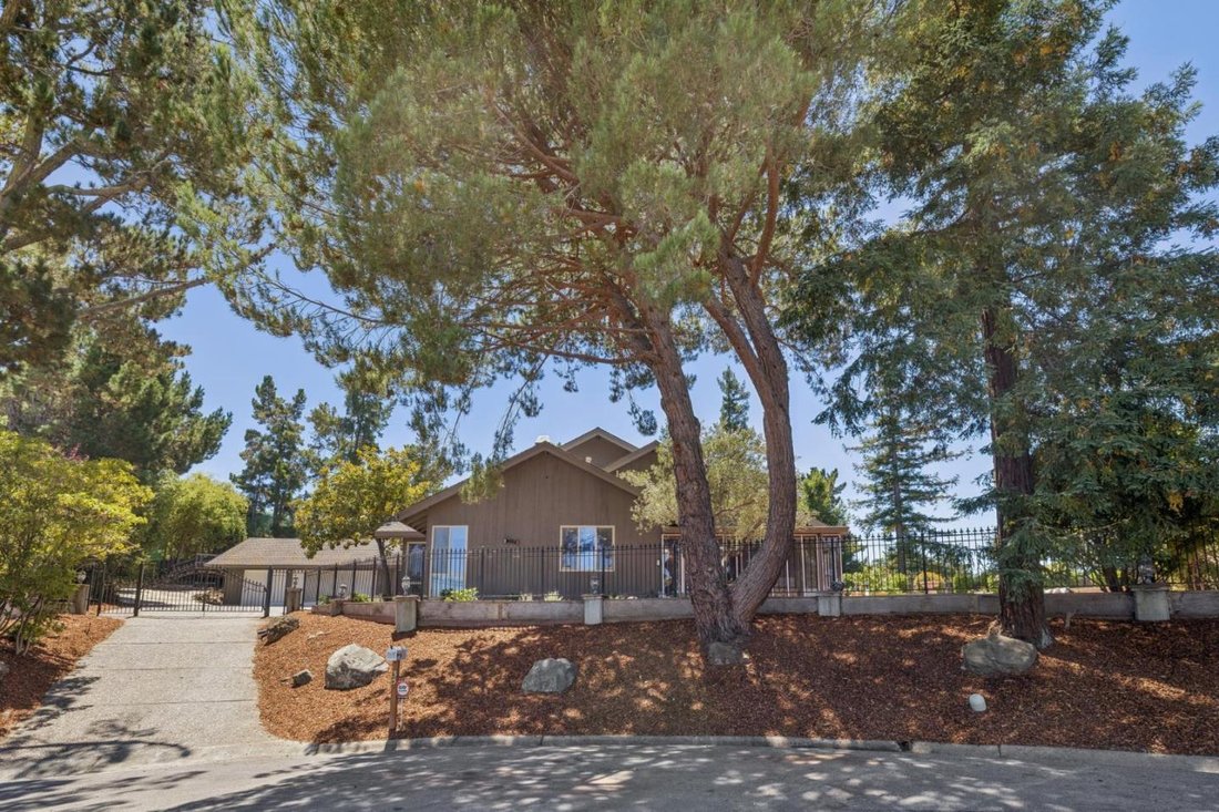 House in Burlingame, California, United States 1 - 18604472
