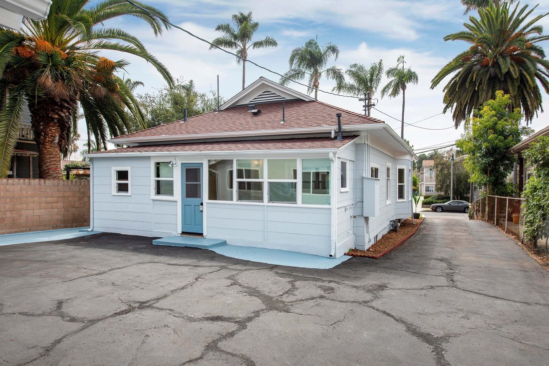 Santa Barbara, California, United States 3 - 18591408