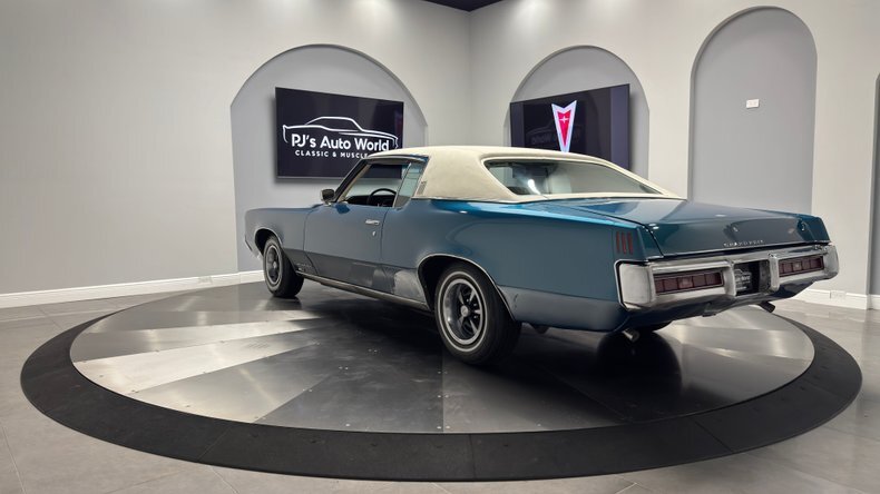 Special Order Paint Color  400 V8  Cold A/C! in Clearwater, United States 3 - 18604754