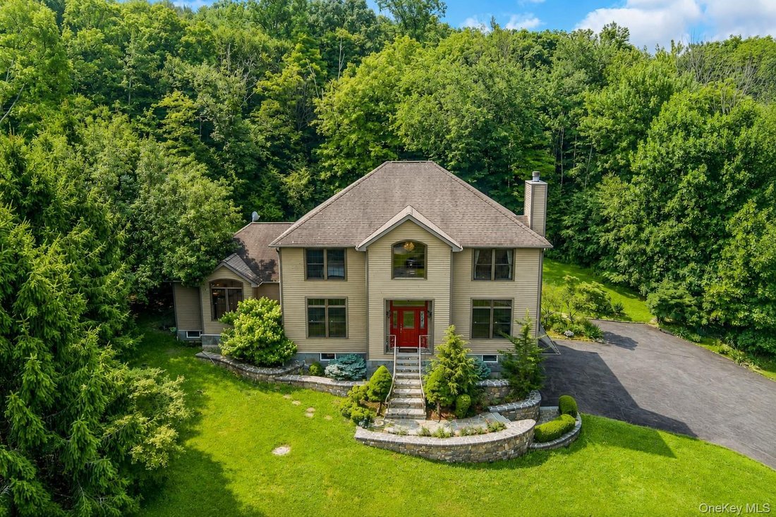 House in Monroe, New York, United States 2 - 18604810