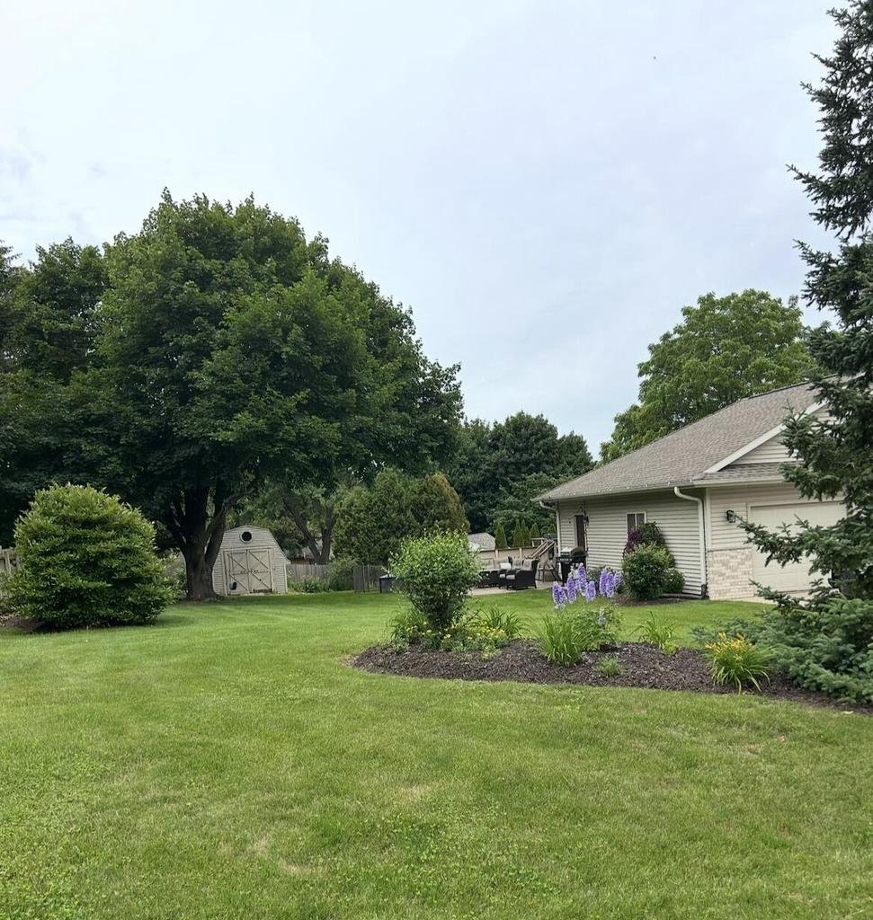 House in Waukesha, Wisconsin, United States 4 - 18604631