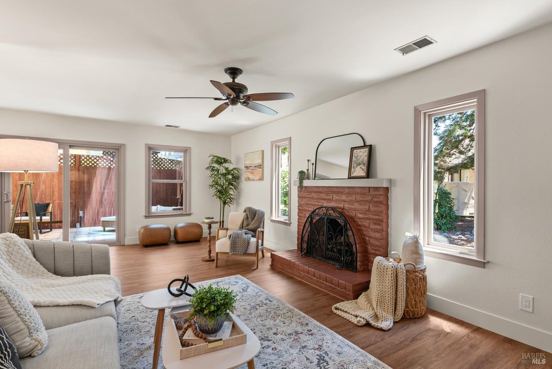 Condo in Santa Rosa, California, United States 5 - 18604815