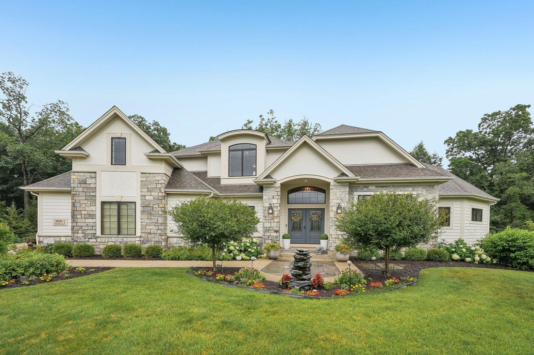 House in Pewaukee, Wisconsin, United States 1 - 18604135