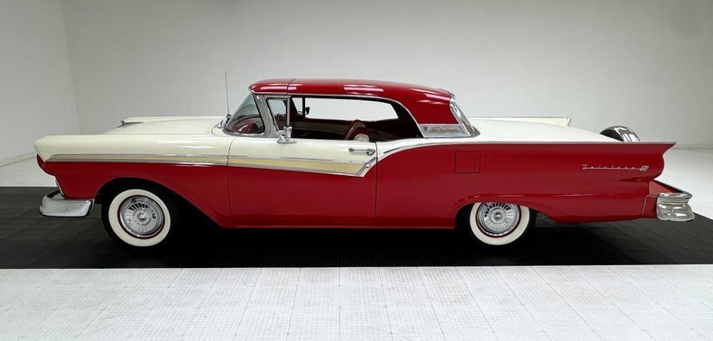 Cabriolet in Morgantown, United States 4 - 18604772