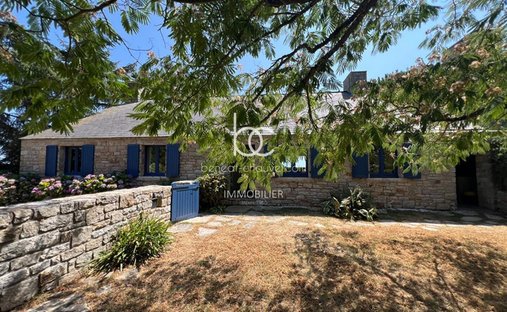 Villa in Sarzeau, Brittany, France 1