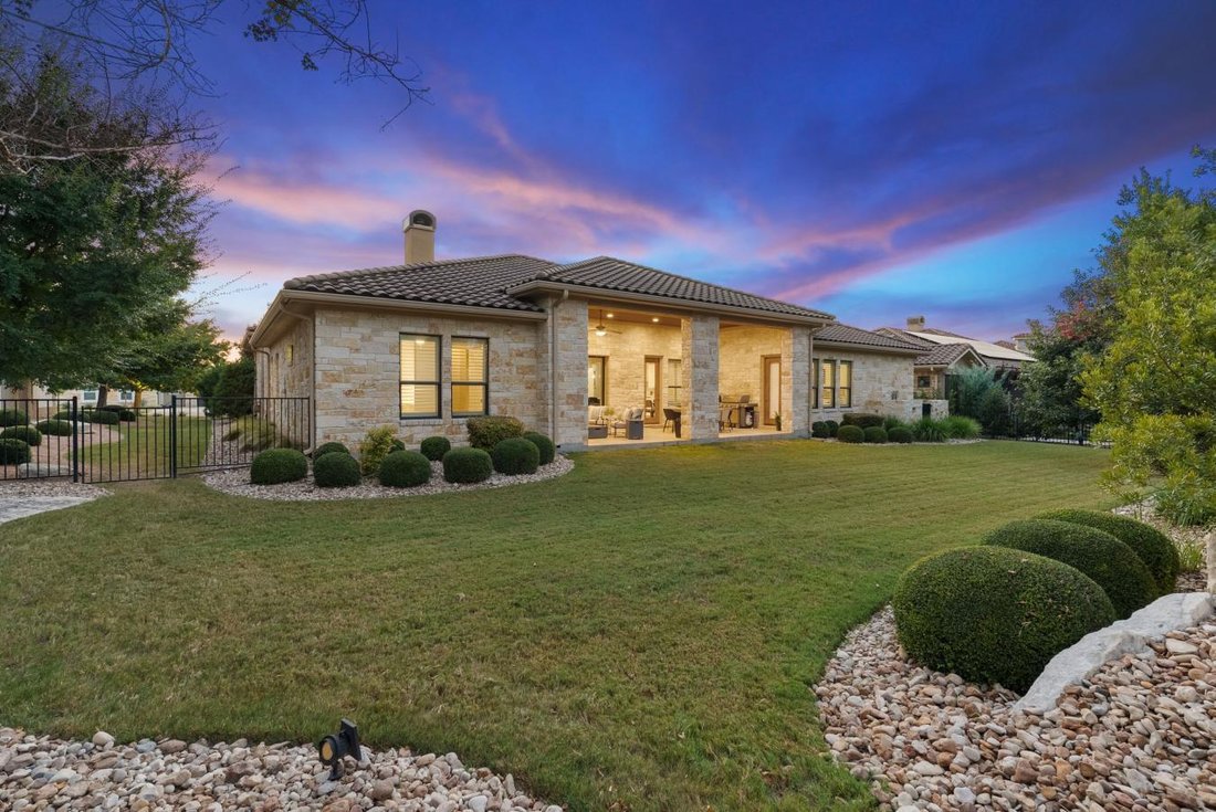House in Spicewood, Texas, United States 4 - 18606679