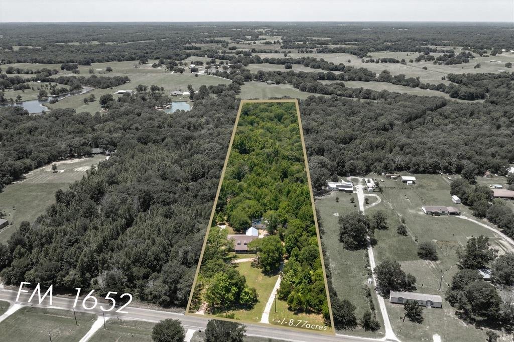 House in Grand Saline, Texas, United States 2 - 18605840