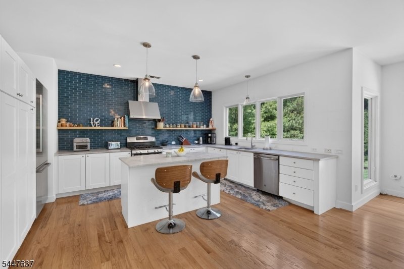 House in West Orange, New Jersey, United States 4 - 18606484