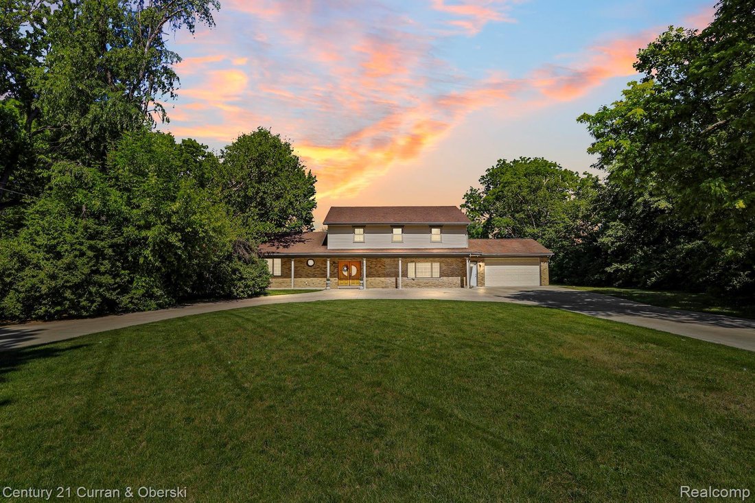 House in Dearborn, Michigan, United States 1 - 18605962