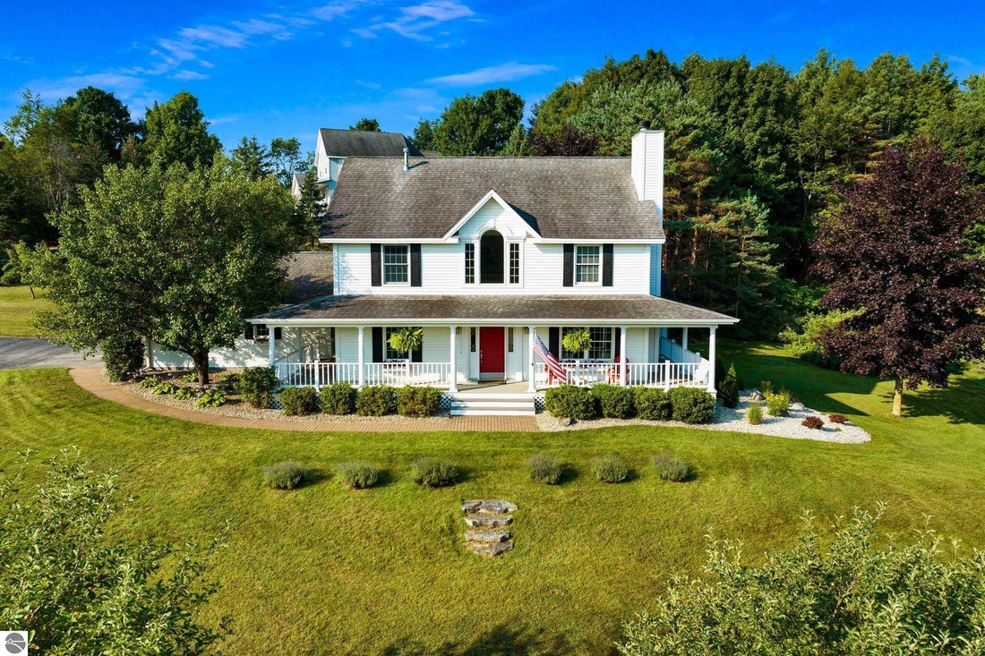 House in Traverse City, Michigan, United States 1 - 18606195