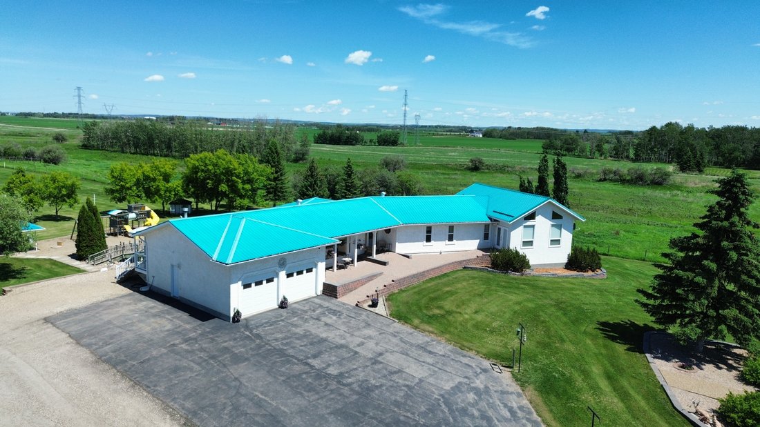 House in Springbrook, Alberta, Canada 3 - 17340205