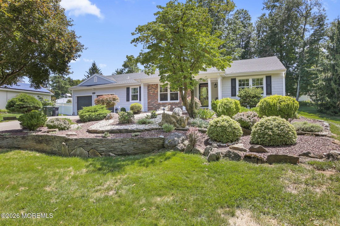 House in Freehold Township, New Jersey, United States 3 - 18605786