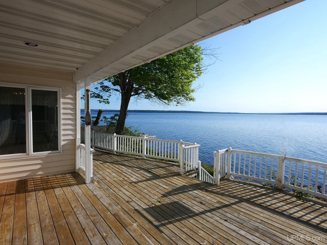 House in Chassell, Michigan, United States 1 - 17982519